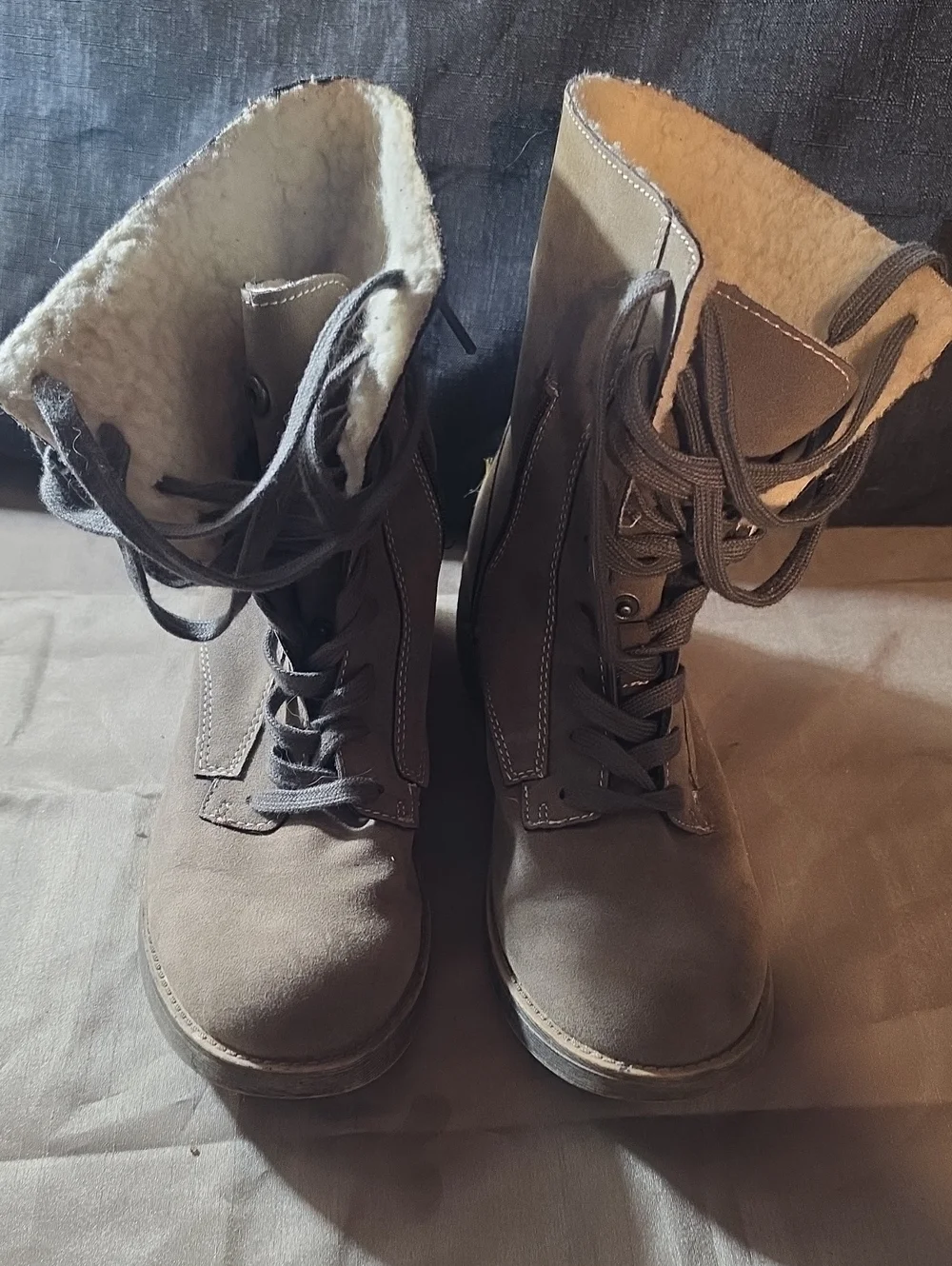 Rocket Dog Taupe Faux-Shearling Lined Boot